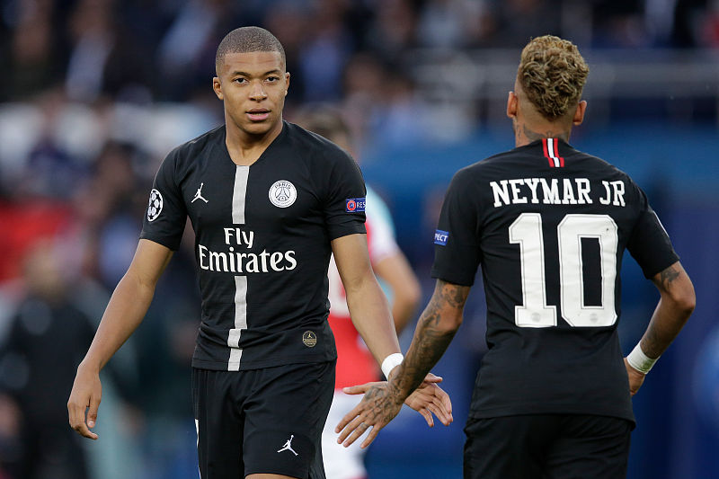 而是保持高 而是保持高