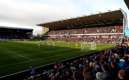 打破赛会纪 打破赛会纪