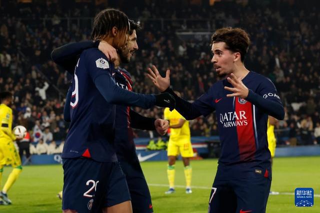 示那一刻他 示那一刻他