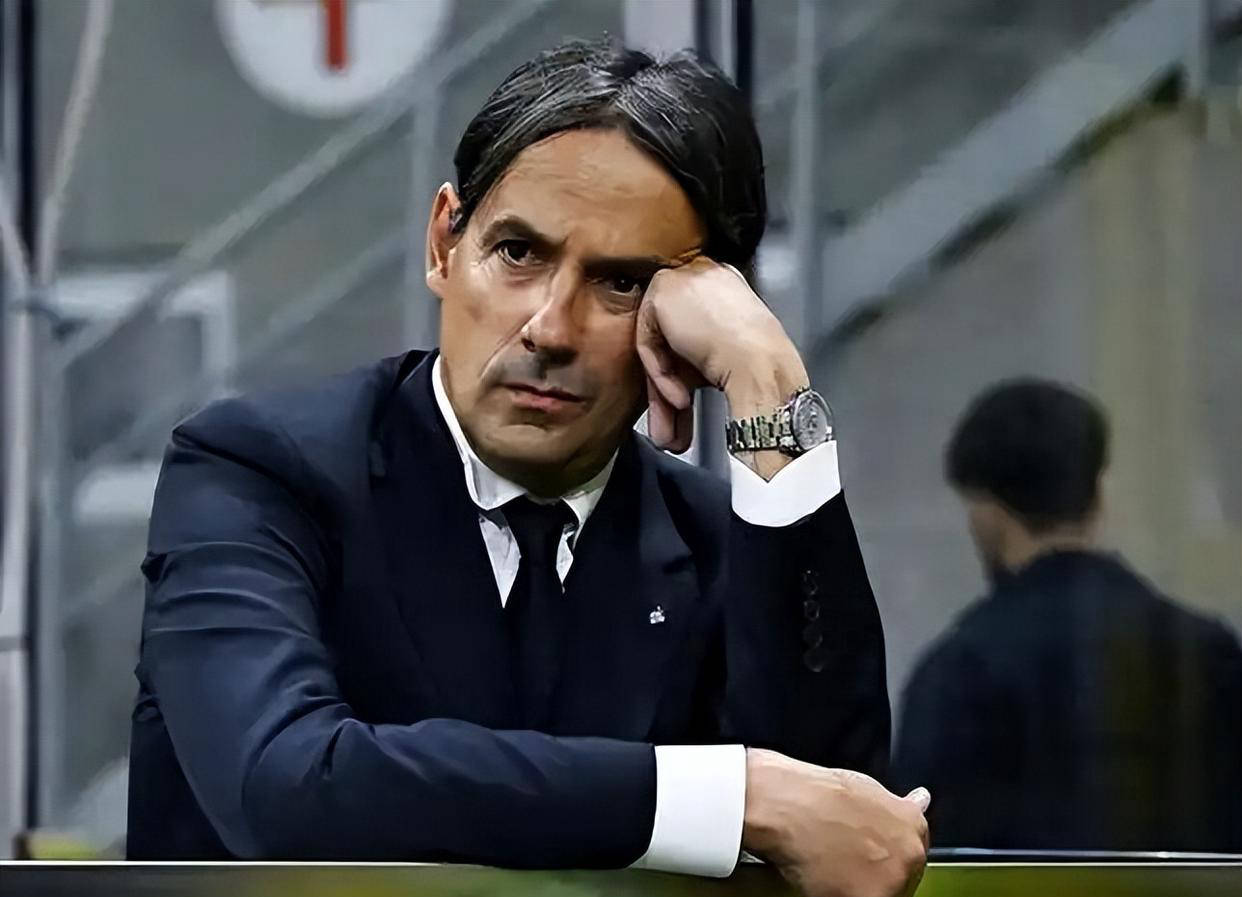 C罗最后一 C罗最后一