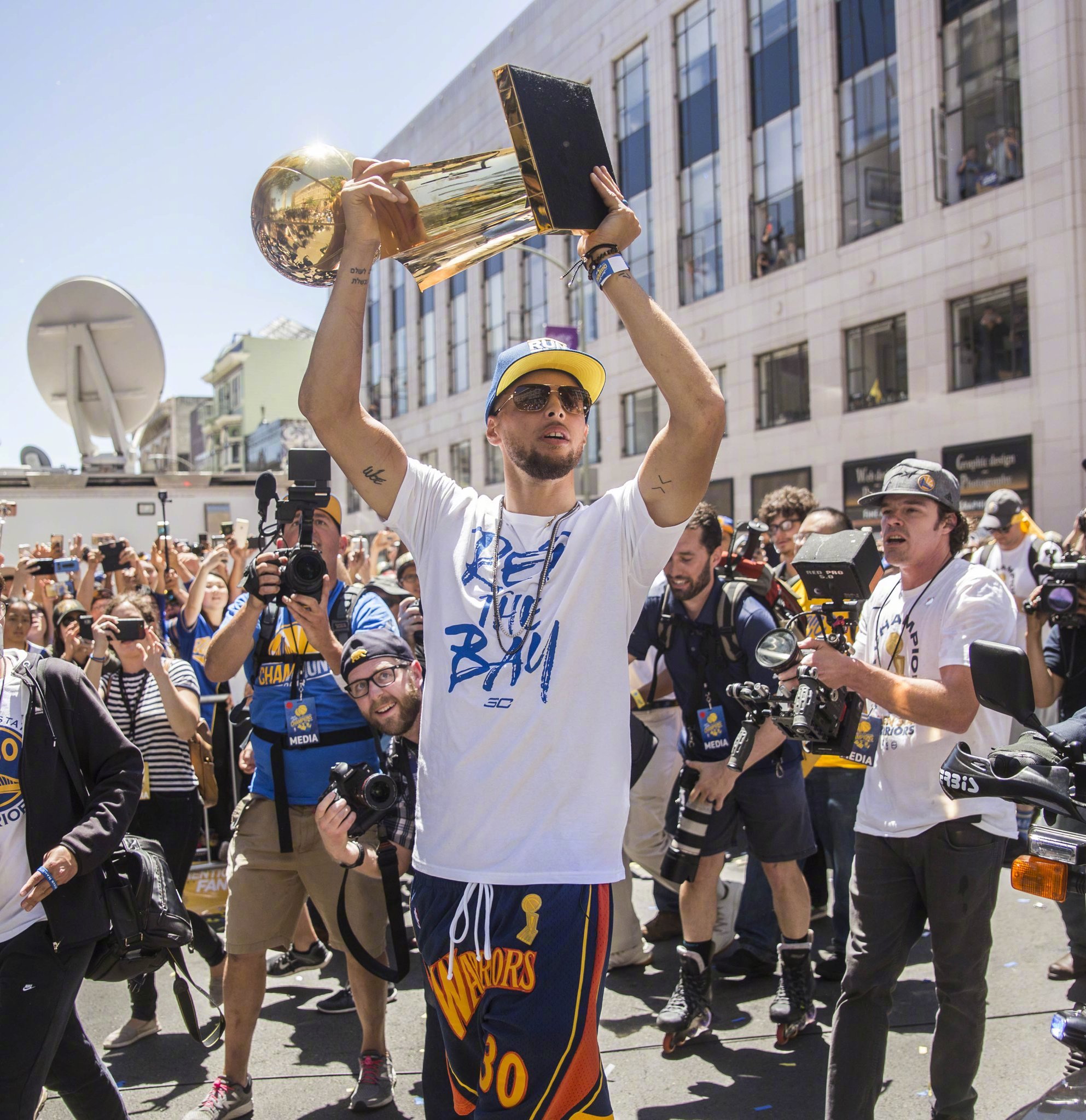 新势力与传 新势力与传