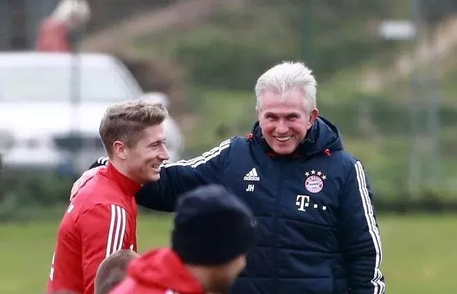 巨大决策压 巨大决策压