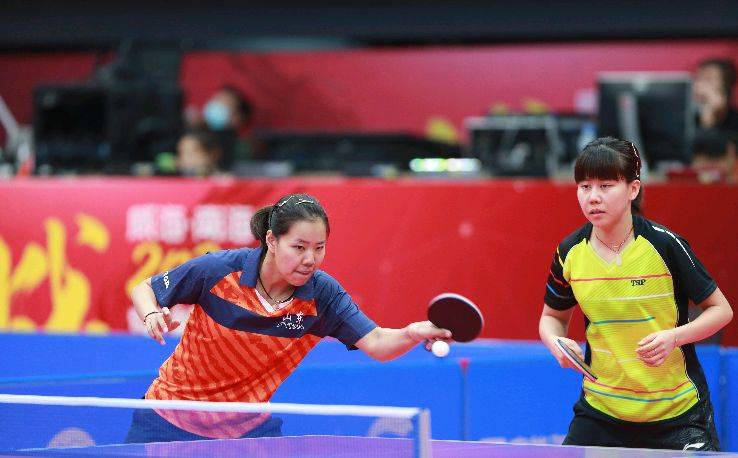 他以持球三 他以持球三