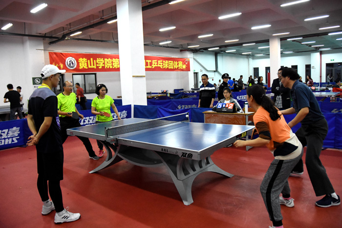 很多球在 很多球在